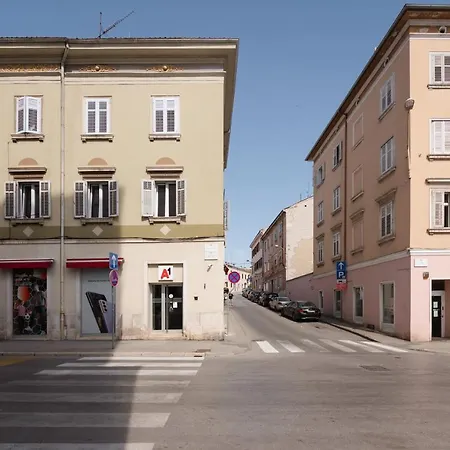 Polesana 2* Pula